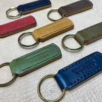 シンプルな革のキーホルダー　長バージョン