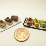 ミニチュアフード　ケーキ屋さんのケーキセット　マグネット可み 