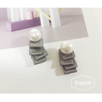 《＊再販☆》一粒パールと歪なリボンのピアス【GREY】