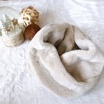 ハンドメイド★ふわふわ　ぬくぬく　とろけるスヌード♪ベージュ