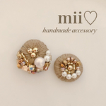 ビーズ刺繍ピアス／イヤリング　マロンブラウン