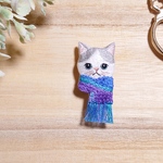ネコの刺繍ブローチ  〜マフラー ver.3〜
