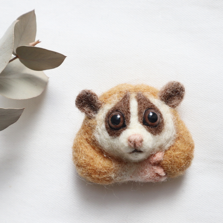 羊毛フェルト　スローロリス 羊毛フェルト スローロリス - メルカリ