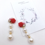 ローズビジュー 3連パール : red《ピアス/イヤリング》
