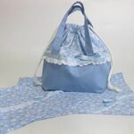もち手つきお弁当3点セット　　水色小花柄