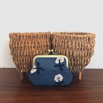 ミナペルホネンで作成しました小さながま口です