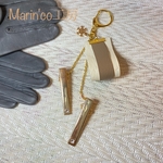 クリップ式グローブホルダー《レザータッセル white × beige》