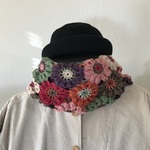 103-2.[n様オーダー］カラフル花モチーフ（アネモネ）スヌード