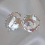 ペタルパールと天然ダイヤ　花びら　ピアス