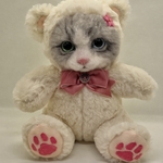 クマの着ぐるみ猫ちゃん　🧸🐱　羊毛フェルト　スコティッシュ　幸せを呼ぶオッドアイ  テディベア　ぬいぐるみ