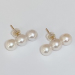 パールラインピアス　white