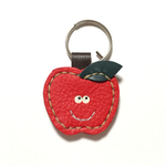 りんごのレザーキーホルダー🍎　ネーム入れ可能