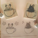 オーダー作品『空飛ぶチンチラカップ』消しゴムはんこ