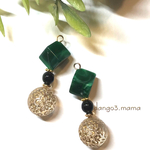 300円☆柄クリアラウンド☆四角グリーンピアス/イヤリング