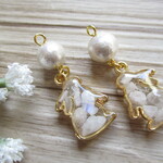 ◇1469再販４ 🌜✨ムーンストーンの白うさぎ　ピアス・イヤリング🐇🌟