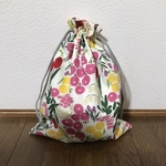 北欧　お花がいっぱいお着替え袋