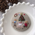 リネン生地刺繍ブローチ