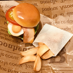 【再販です】スペシャルハンバーガーと皮付きポテトフライセット♡