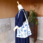 ぺたんこバッグ 花と鳥 アイボリー