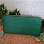 一点限り 新品 ラウンドファスナー 本革 長財布 牛革 ジッピーウォレット