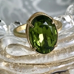 オリーブ グリーン チェコスロバキア ヴィンテージglass ring（フリーサイズ）