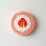 苺のロールケーキ マグネット
