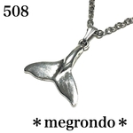 508.ホエールテール、尾ひれのネックレス