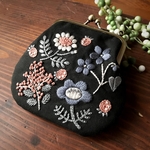 ✥お花のがま口✥   春のお花　ブラック