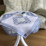 「limm22j*****」さま専用ページ　　ハーダンガー 刺繍のテーブルセンター