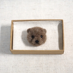 クマのお顔ブローチ