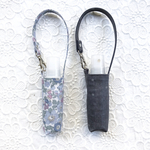 ke ＊＊ 様ご予約の品/消毒液ボトルホルダー/リバティ ベッツィ (ブルーグレー・縮小柄)・C&S星の綿麻(ラベンデューラにシルバーの星)/ラミネート