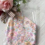 おしゃれマスク　大きめ　ピンク　小花柄　薄め　プレゼントマスク　小顔マスク