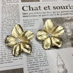 【2個】フラワーピアス　233