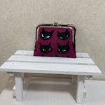 二つ折りがま口財布(レッド猫)