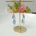 しずくとひねりパーツのロングピアス
