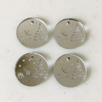 【A】Silver Mirror Christmas Designed Circle Pendant Tops