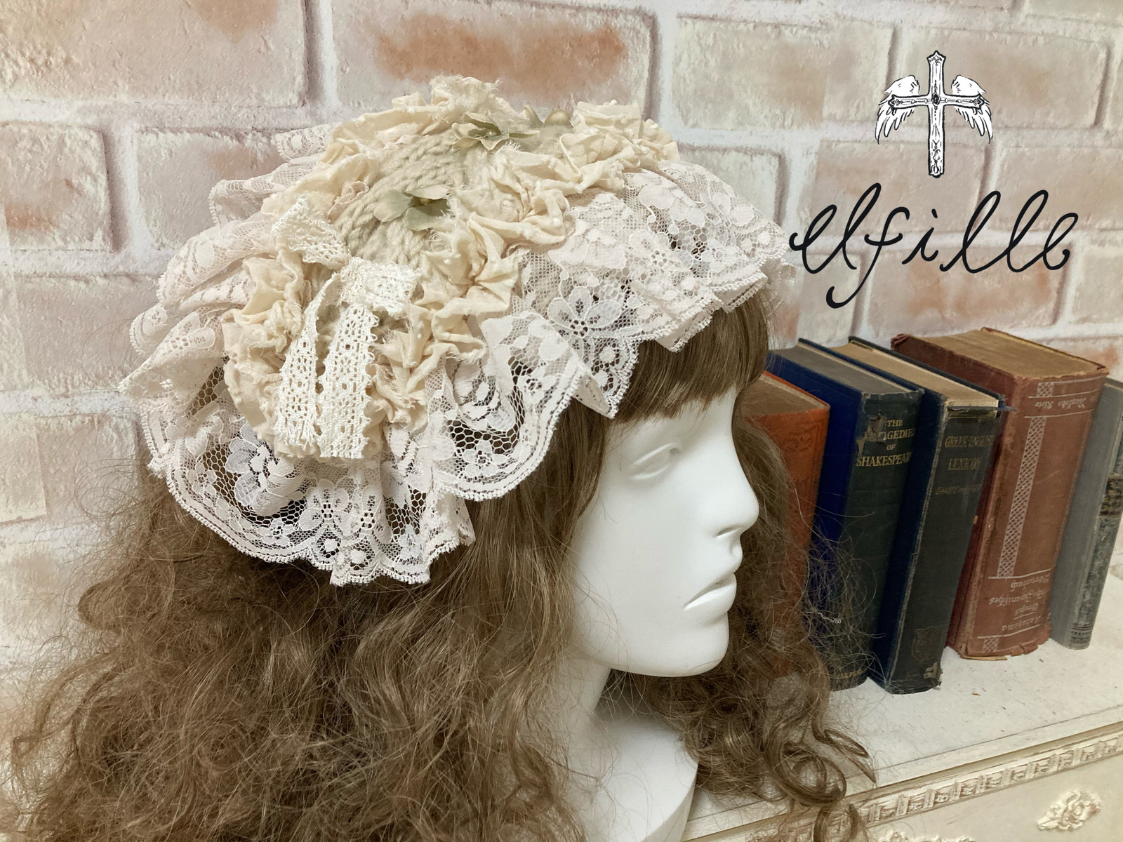 カーラ ニット ヘッドドレス 5c457a1f1b55d8e1e71277df61d0ae