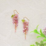 藤の花のピアス(イヤリング）桃色