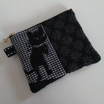 pjcクロッチ君刺繍生地を使ったファスナーポーチ