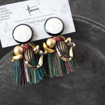 JARAタッセルピアス/イヤリング ボリュームショート：PSF17-9 BACCHUS.