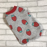 犬服☆服☆ハンドメイド★☆タンクトップ☆いちご柄