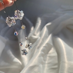 shining snow. スワロフスキー シルバー の華奢ピアス ♡