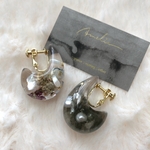 ⚪︎ｲﾔﾘﾝｸﾞ⚪︎ cashew nuts 〖asymmetry〗
