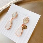nyuansu design×White shell ピアス/イヤリング