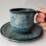 青色が綺麗なコーヒーカップ