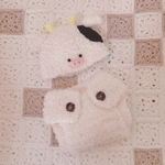 うしさんベビー帽ともこもこおむつ