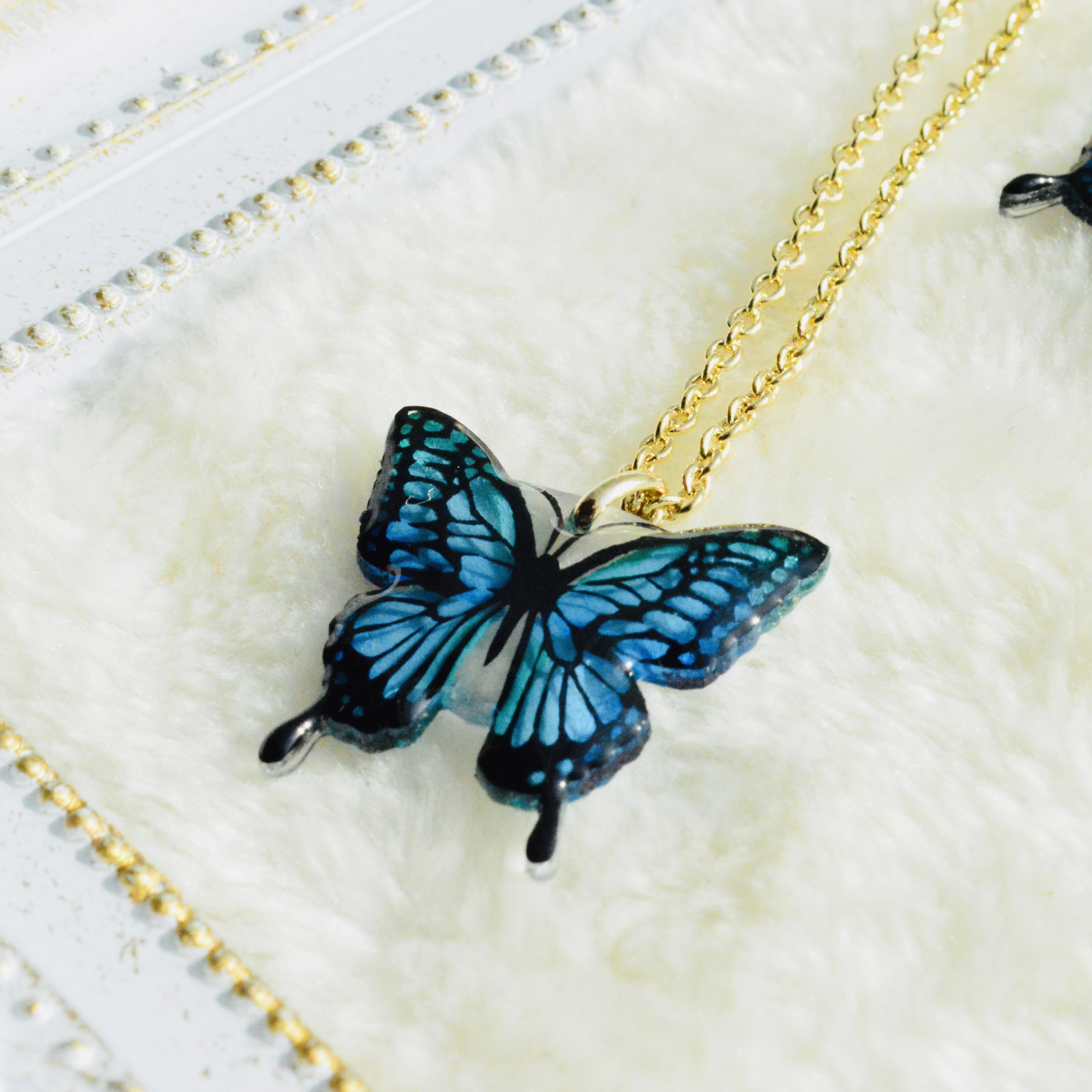 Blue Butterfly Sparkling Charm PANDORA 青い蝶 ネックレス