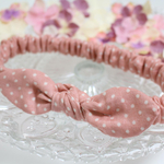 ほんわかピンクのベビーヘアバンド