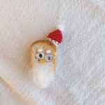  earmii×こんがりぱん工房コラボ！サンタブローチ