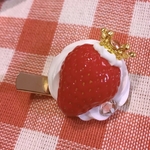 ティアラ苺ホイップ❤️2wayブローチ&クリップ